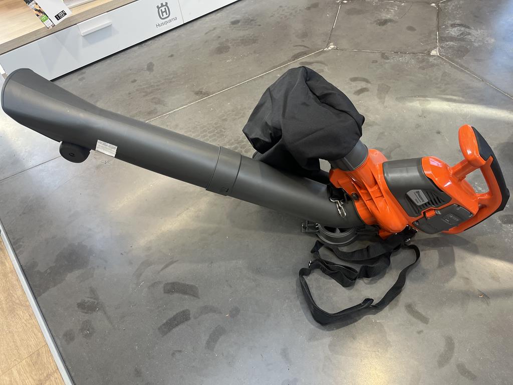 HUSQVARNA 120iBV